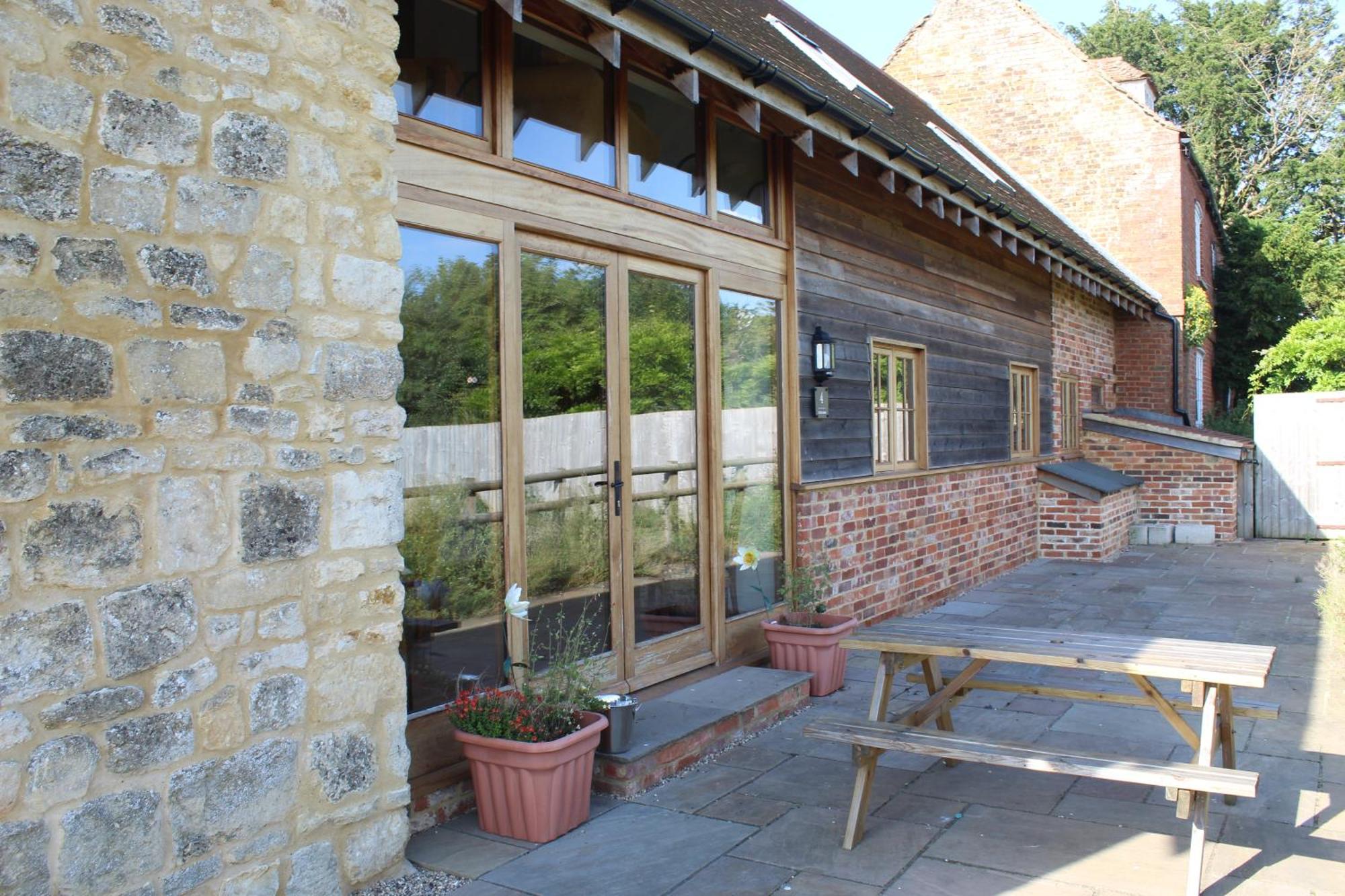 Parkfields Barns Self Catering Accommodation Бакингем Экстерьер фото