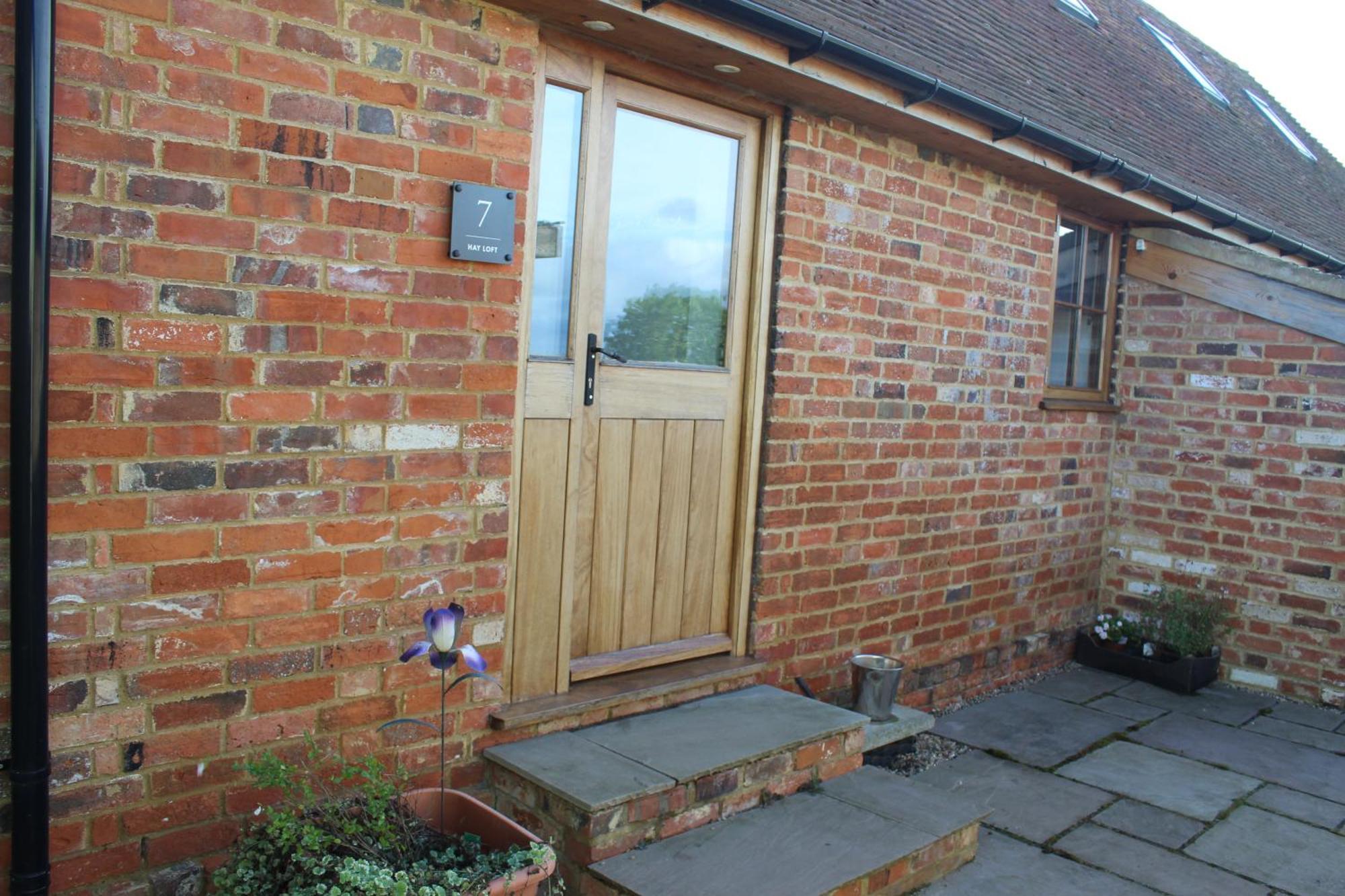 Parkfields Barns Self Catering Accommodation Бакингем Экстерьер фото